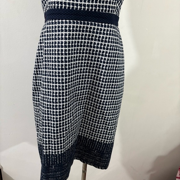 J Crew Sz 6 Navy & White Check Tweed Sleeveless Pencil Dress Knee Length Preppy - Picture 7 of 15